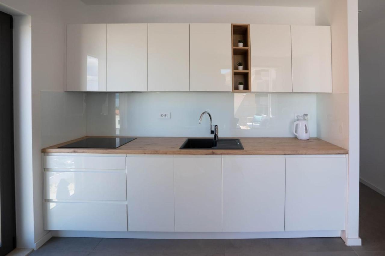 Apartmani Lara Baška Voda Dış mekan fotoğraf